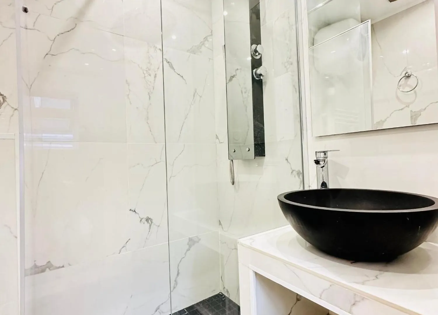 شقة Pretty Central Flat In باريس